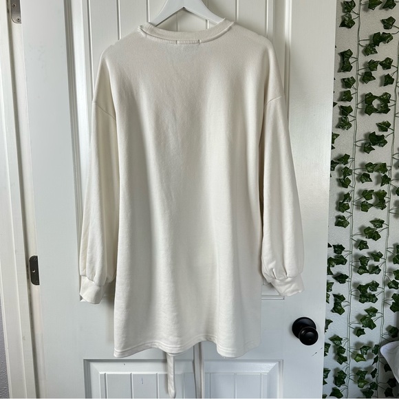 Forever 21 Trendy off white long sleeve sweater dress size Medium - Picture 5 of 6